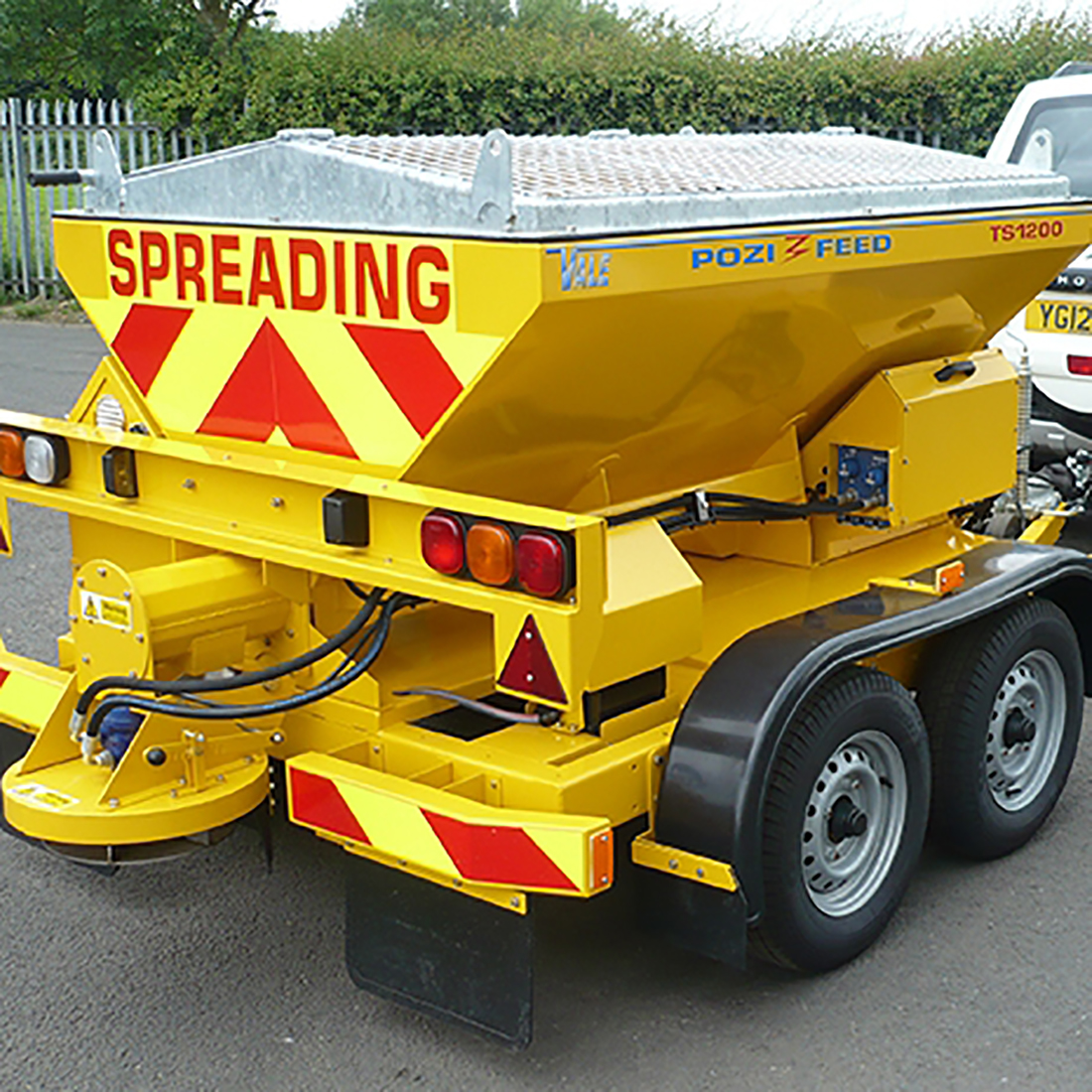Vale TS1200 Towed Spreader