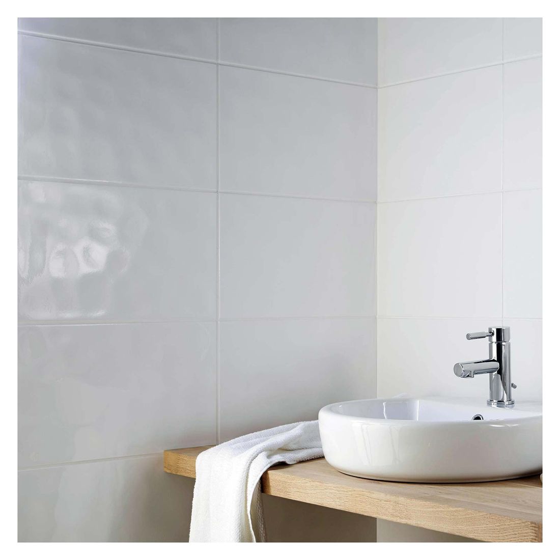 Bumpy Ceramic Wall Tile White 250 X 400Mm 1.2M2 Pk12